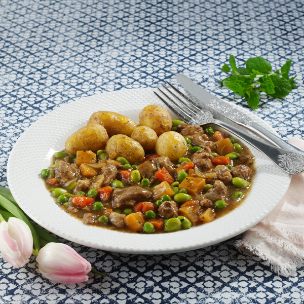 Slow-Cooked-Lamb-with-Minted-Peas-and-Beans1.jpg